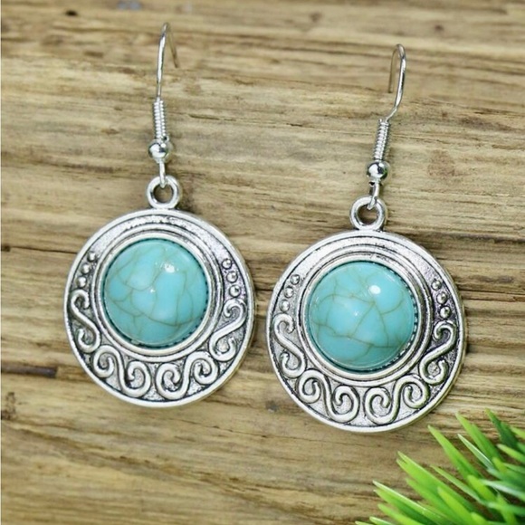 Turquoise decor round earrings and necklace set - Picture 3 of 4